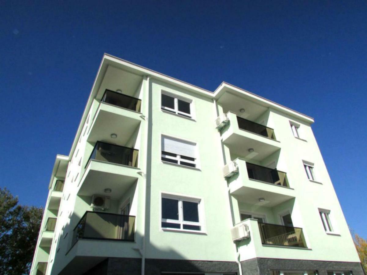 Apartment Tina Split
