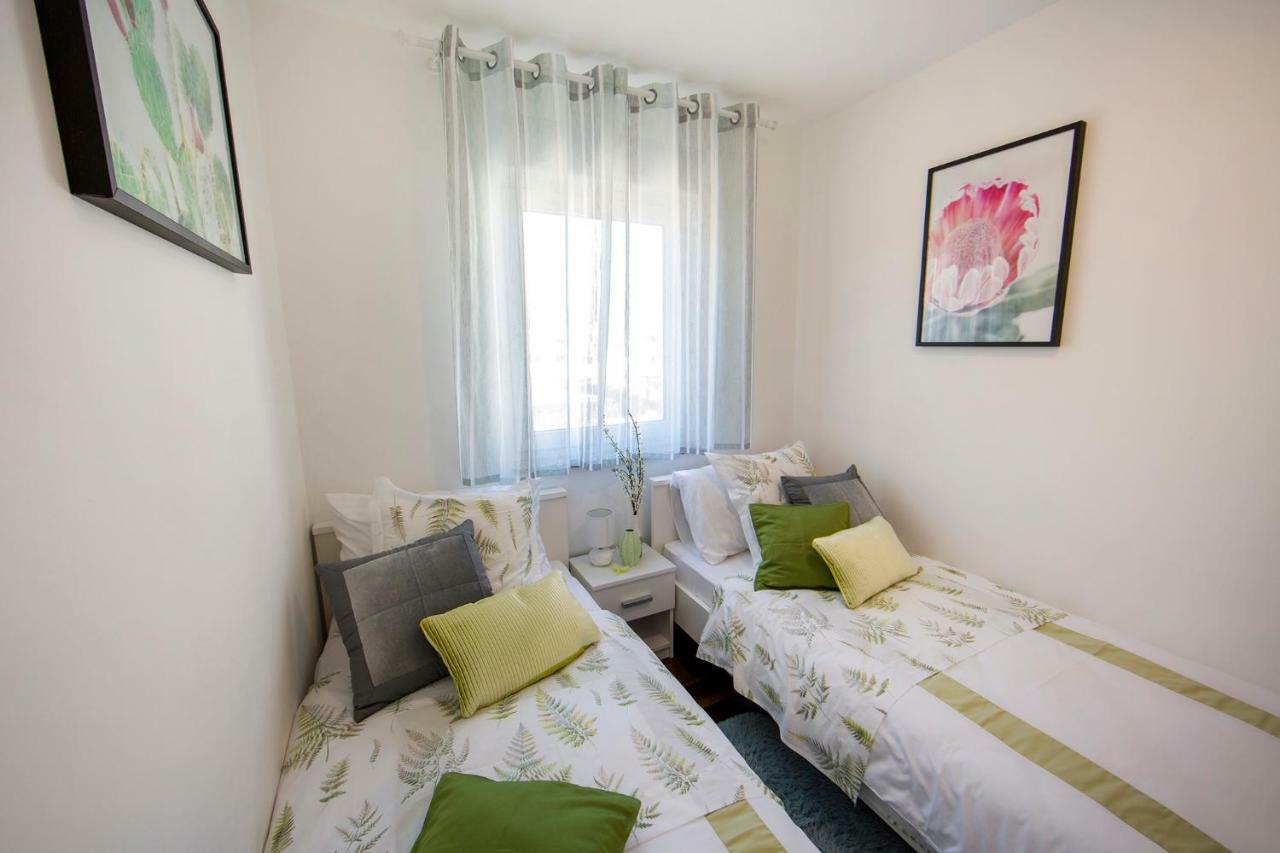 Tina Apartment Split